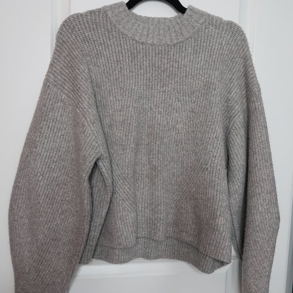 H&M Ribbed Knit Mockneck Sweater